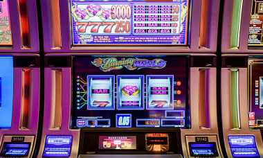 playing Bitcoin slots