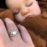 breastfeeding jewelry