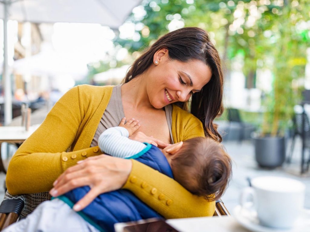 What are the best breastfeedingfriendly dresses at work or parties? Contour Cafe