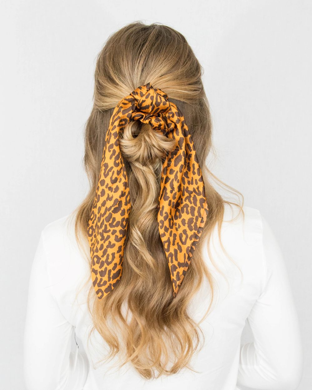 half knot with scarf