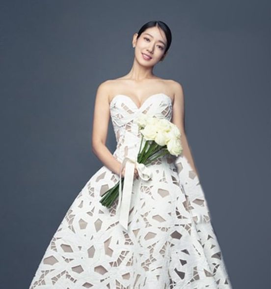 korean wedding dress park shin hye
